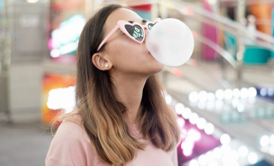 tirar pastilha elástica