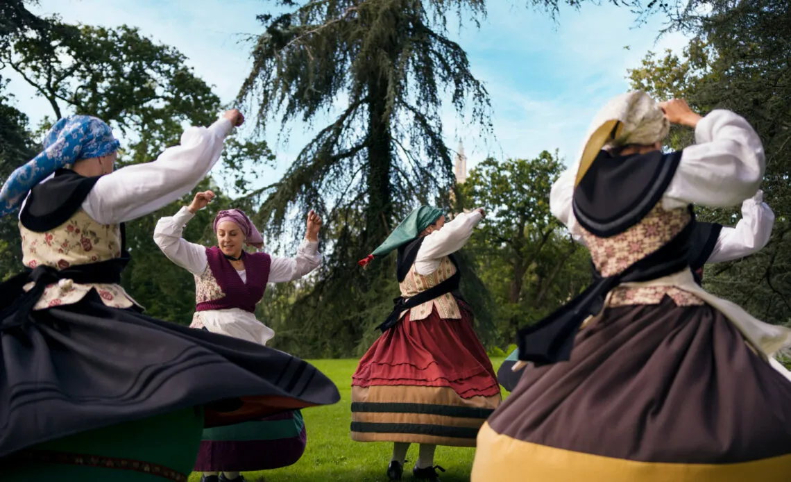 tradições e festividades de aldeias portuguesas